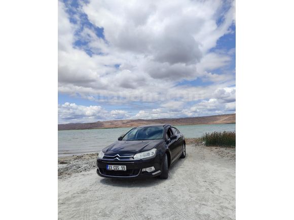 Sahibinden Citroen C5 1.6 HDi Confort 2012 Model  190.000 km Siyah