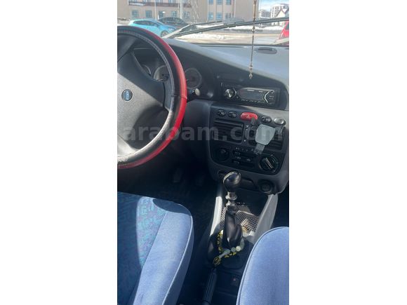 Fiat Palio 1.6 HL 2000 Model