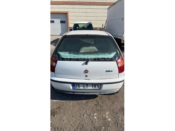 Fiat Palio 1.6 HL 2000 Model