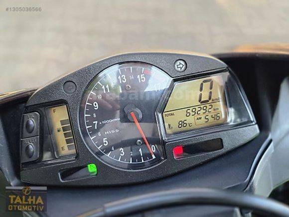 TALHA DAN 2010 MODEL CBR 600RR HATASIZ BOYASIZ SPECİAL EDİTİON
