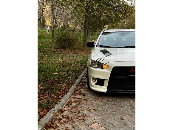 Sahibinden Mitsubishi Lancer 1.5 Invite 2010 Model 