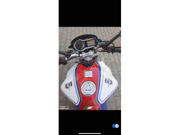  GARAJ MALI MV Agusta Brutale 1090 RR Adana
