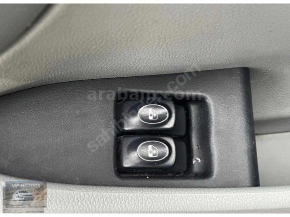 2004 KANGO 1.5 TURBO DİZEL ÇİFT SÜRGÜ ARKA TEK KAPAK FABRİKASYON