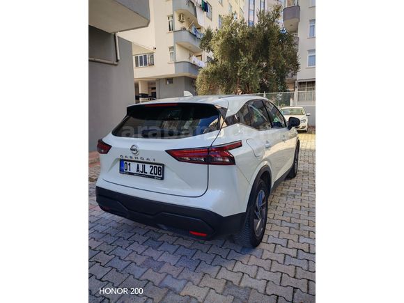 MEMURDAN SATILIK ORİJİNAL BOYASIZ QASHQAI 1.3 DIG-T TEKNA ARAÇ