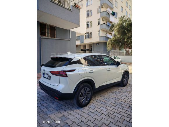 MEMURDAN SATILIK ORİJİNAL BOYASIZ QASHQAI 1.3 DIG-T TEKNA ARAÇ
