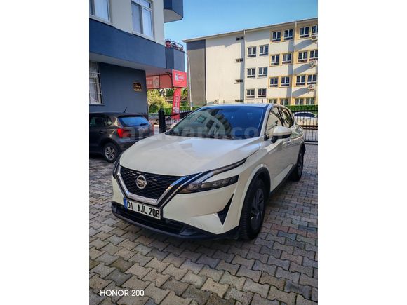 MEMURDAN SATILIK ORİJİNAL BOYASIZ QASHQAI 1.3 DIG-T TEKNA ARAÇ