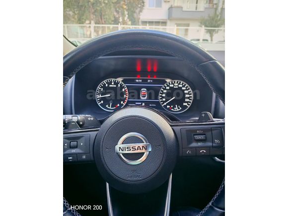 MEMURDAN SATILIK ORİJİNAL BOYASIZ QASHQAI 1.3 DIG-T TEKNA ARAÇ