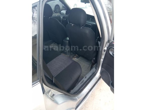 Sahibinden Opel Vectra 1.6 2001 Model