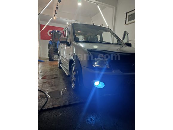 Sahibinden Ford Tourneo Connect 1.8 TDCI SWB Silver 2012 Model