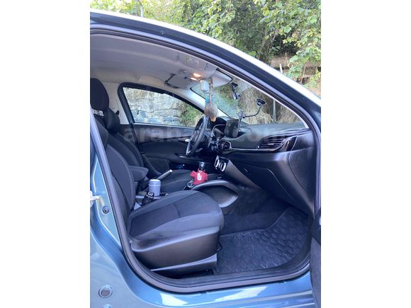 Sahibinden Fiat Egea 1.4 Fire Lounge 2021 Model Trabzon 51.000 km Mavi (metalik)