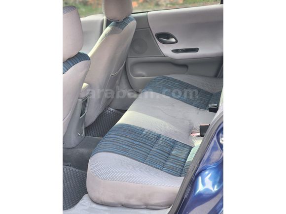 Sahibinden Renault Laguna 1.6 Authentique 2003 Model