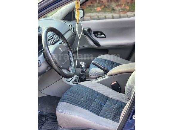Sahibinden Renault Laguna 1.6 Authentique 2003 Model