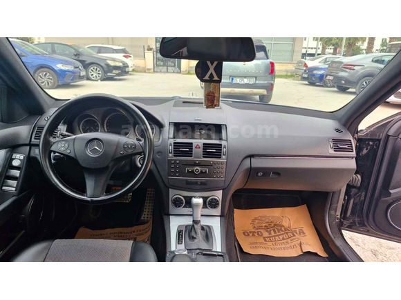 Sahibinden Mercedes - Benz C Serisi 180 Kompressor BlueEFFICIENCY AMG 2011 Model 