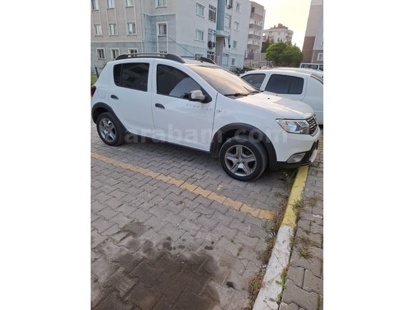 Sahibinden Dacia Sandero 0.9 TCe Stepway Easy-R 2020 Model  46.000 km Beyaz