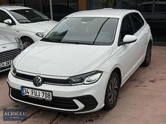 TAMAINA KREDİ İMKANI 2022 YENİ KASA 1.0 TSI LİFE OTOMATİK ORJİNA