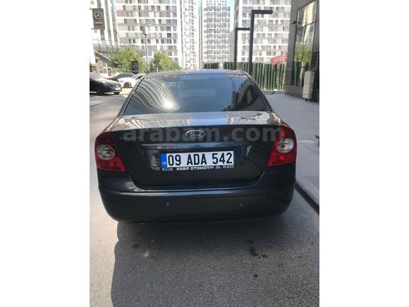 Sahibinden Ford Focus 1.6 Ghia 2006 Model 