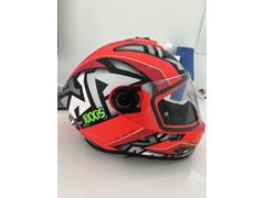 Bir kaç kez kullanılmış sıfır axxis kask