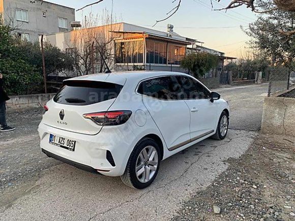 İLK SAHİBİNDEN HATASIZ CLİO 7.000 KM