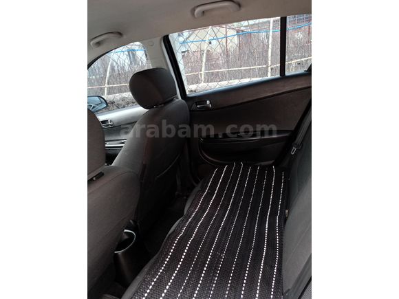 Sahibinden Hyundai i20 1.4 CRDi Team 2012 Model