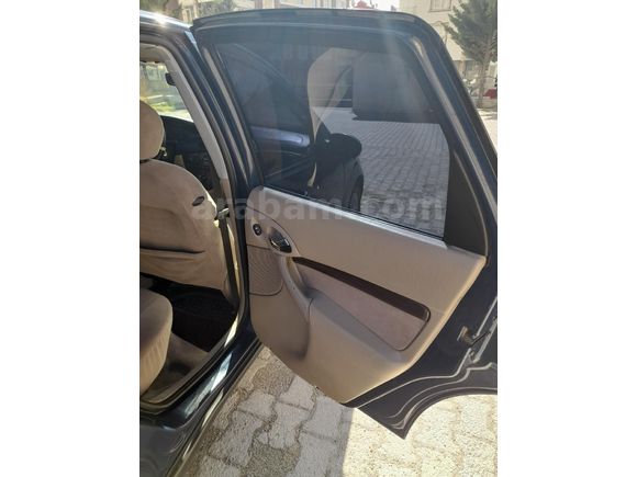 Sahibinden Ford Focus 1.6 Ghia 2002 Model  298.000 km