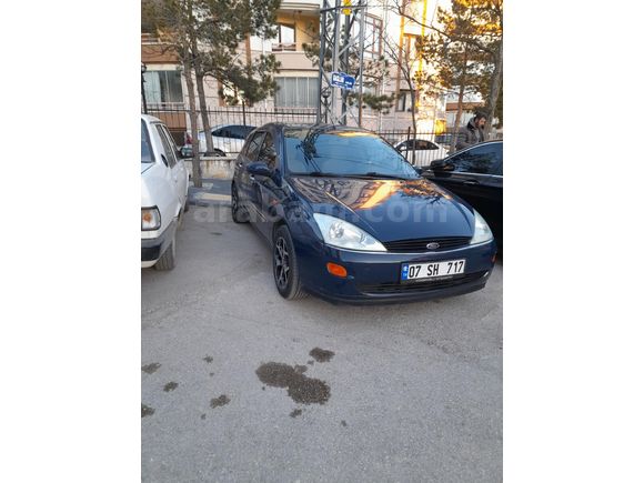 Sahibinden Ford Focus 1.6 Ghia 2002 Model  298.000 km