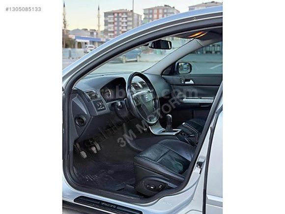 Nadir kalan temizlerden Volvo S40