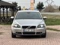 Nadir kalan temizlerden Volvo S40