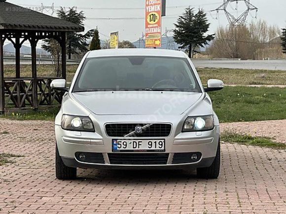 Nadir kalan temizlerden Volvo S40