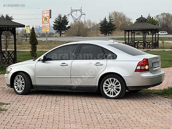 Nadir kalan temizlerden Volvo S40