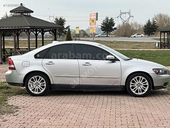 Nadir kalan temizlerden Volvo S40