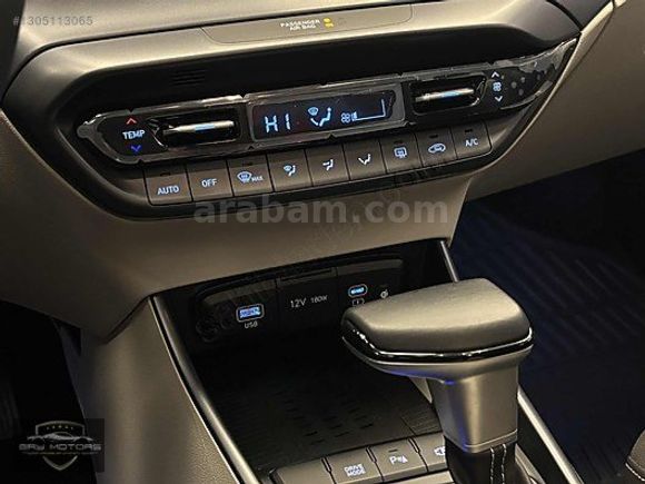 2025 HUNDAI İ20 ELİT +NAVİGASYON 6100 KM HATASIZ BOYASIZ