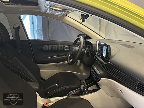 2025 HUNDAI İ20 ELİT +NAVİGASYON 6100 KM HATASIZ BOYASIZ