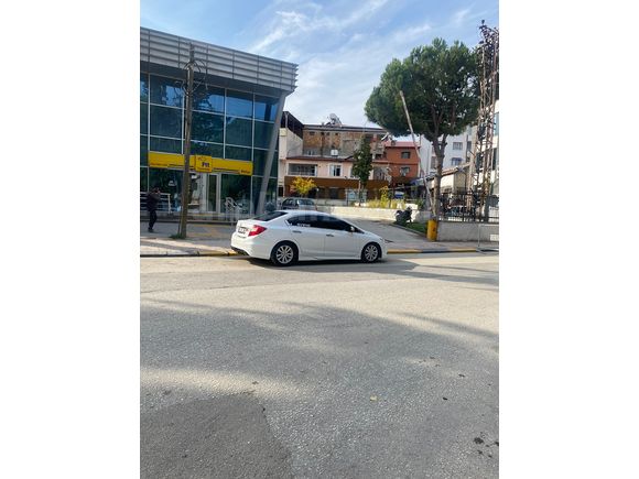 Sahibinden Honda Civic değişen yok iki normal boya iki lokal boya
