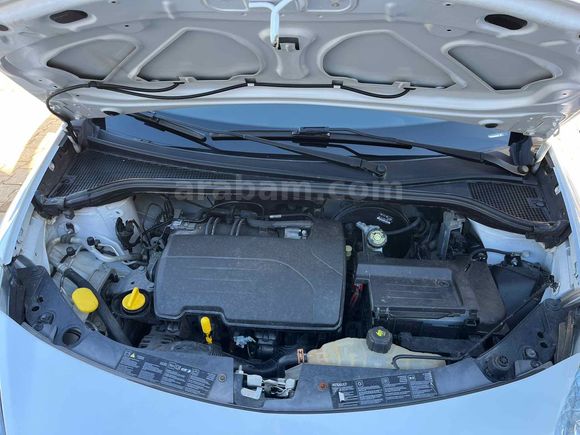 Sahibinden Renault Clio 1.2 Authentique 2012 Model 