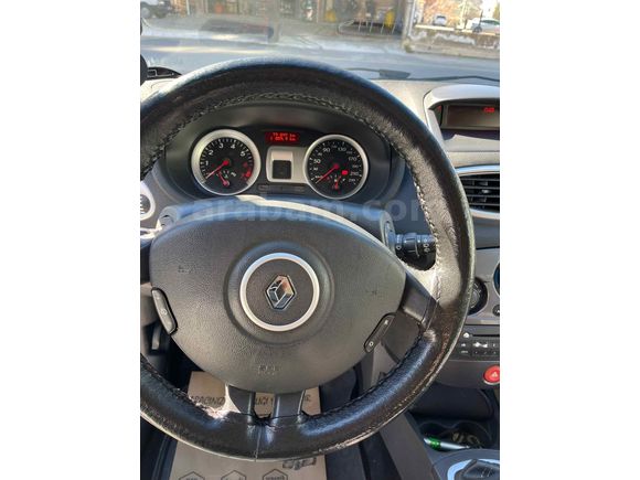 Sahibinden Renault Clio 1.2 Authentique 2012 Model 