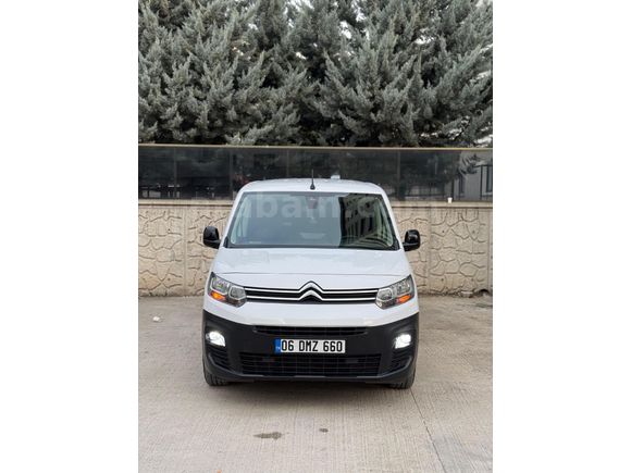 Sahibinden Citroen Berlingo 1.5 BlueHDI Feel Bold 2023 Model  46000 km Beyaz