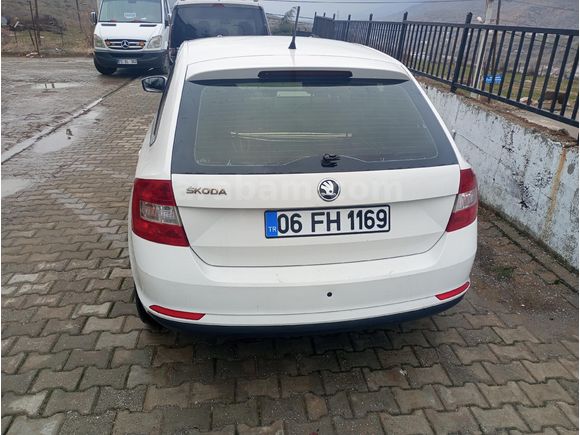 Sahibinden Skoda Rapid 1.2 Ambition 2014 Model