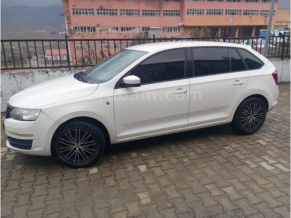 Sahibinden Skoda Rapid 1.2 Ambition 2014 Model