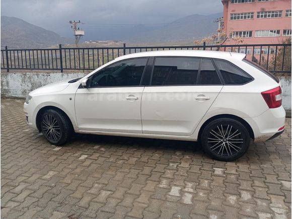 Sahibinden Skoda Rapid 1.2 Ambition 2014 Model