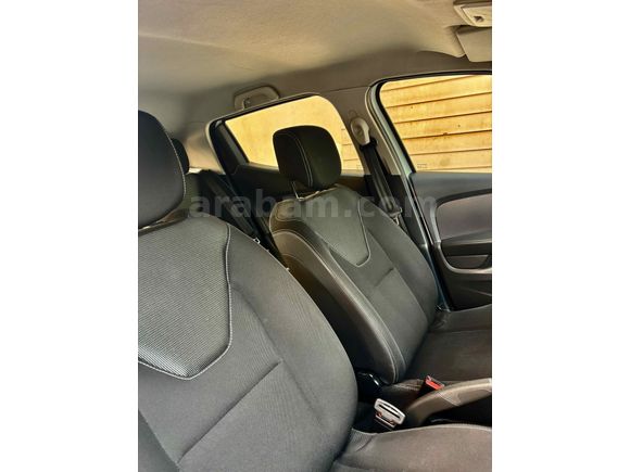 Sahibinden Renault Clio 0.9 TCe Joy 2020 Model 