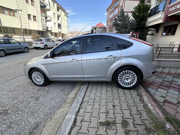 Sahibinden Ford Focus 1.6 Titanium X 2010 Model sunroof