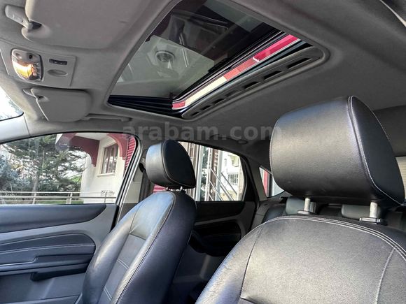 Sahibinden Ford Focus 1.6 Titanium X 2010 Model sunroof