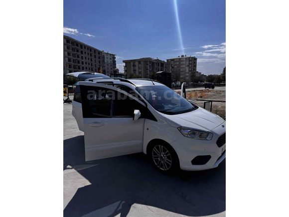 Sahibinden Ford Tourneo Courier 1.5 TDCi Titanium Plus 2021 Model 