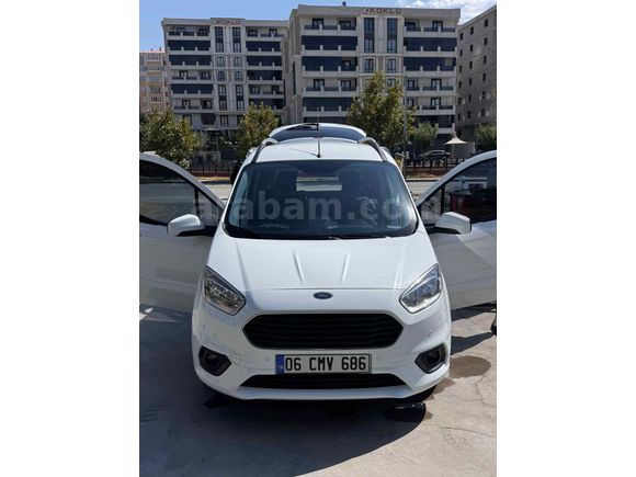 Sahibinden Ford Tourneo Courier 1.5 TDCi Titanium Plus 2021 Model 