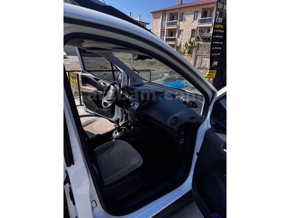 Sahibinden Ford Tourneo Courier 1.5 TDCi Titanium Plus 2021 Model 