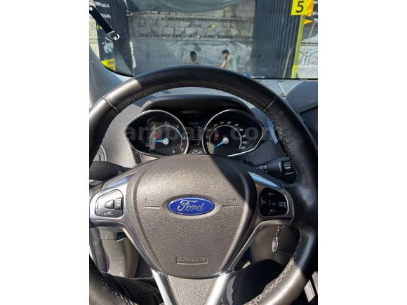 Sahibinden Ford Tourneo Courier 1.5 TDCi Titanium Plus 2021 Model 