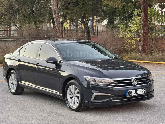 2019 VW PASSAT 1.5 TSİ ACT 150HP DSG İMPRESSİON HATASIZ BOYASIZ