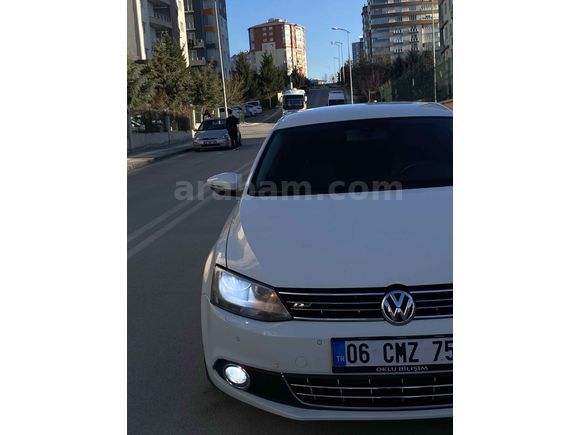 TEMİZ DOLU JETTA 