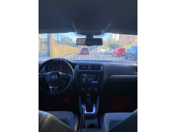 TEMİZ DOLU JETTA 
