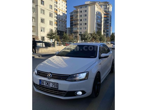 TEMİZ DOLU JETTA 
